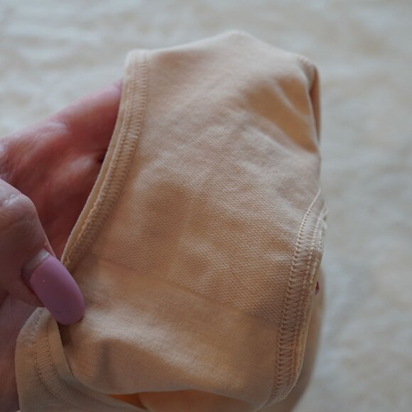 Spanx High-Waisted Nude Shaper Brief Size L Large Seamless Smoothing - Picture 3 of 6